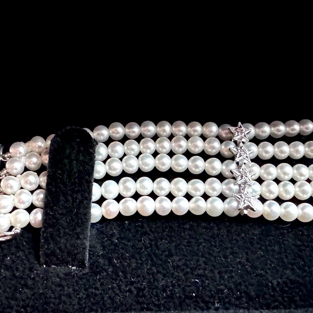✨💎 HOST PICK✨18K White Gold Mark Lash Diamond & Pearl Cuff Bracelet ✨ - Picture 13 of 16